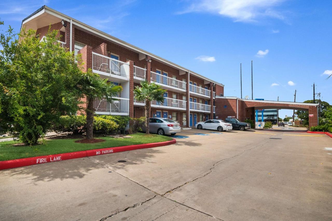 Motel 6-Houston, Tx - Brookhollow Zewnętrze zdjęcie